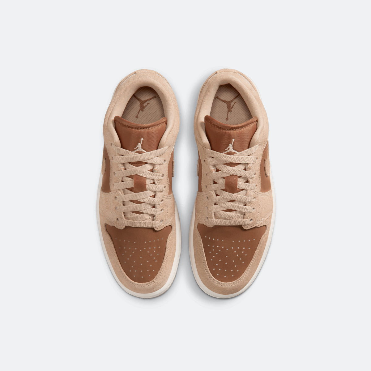 W Jordan 1 Low "Legend Brown"