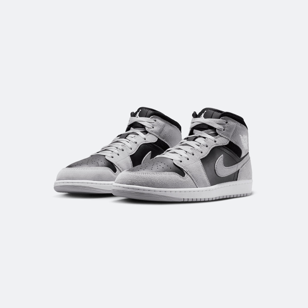 Jordan 1 Mid "Smoke Grey"
