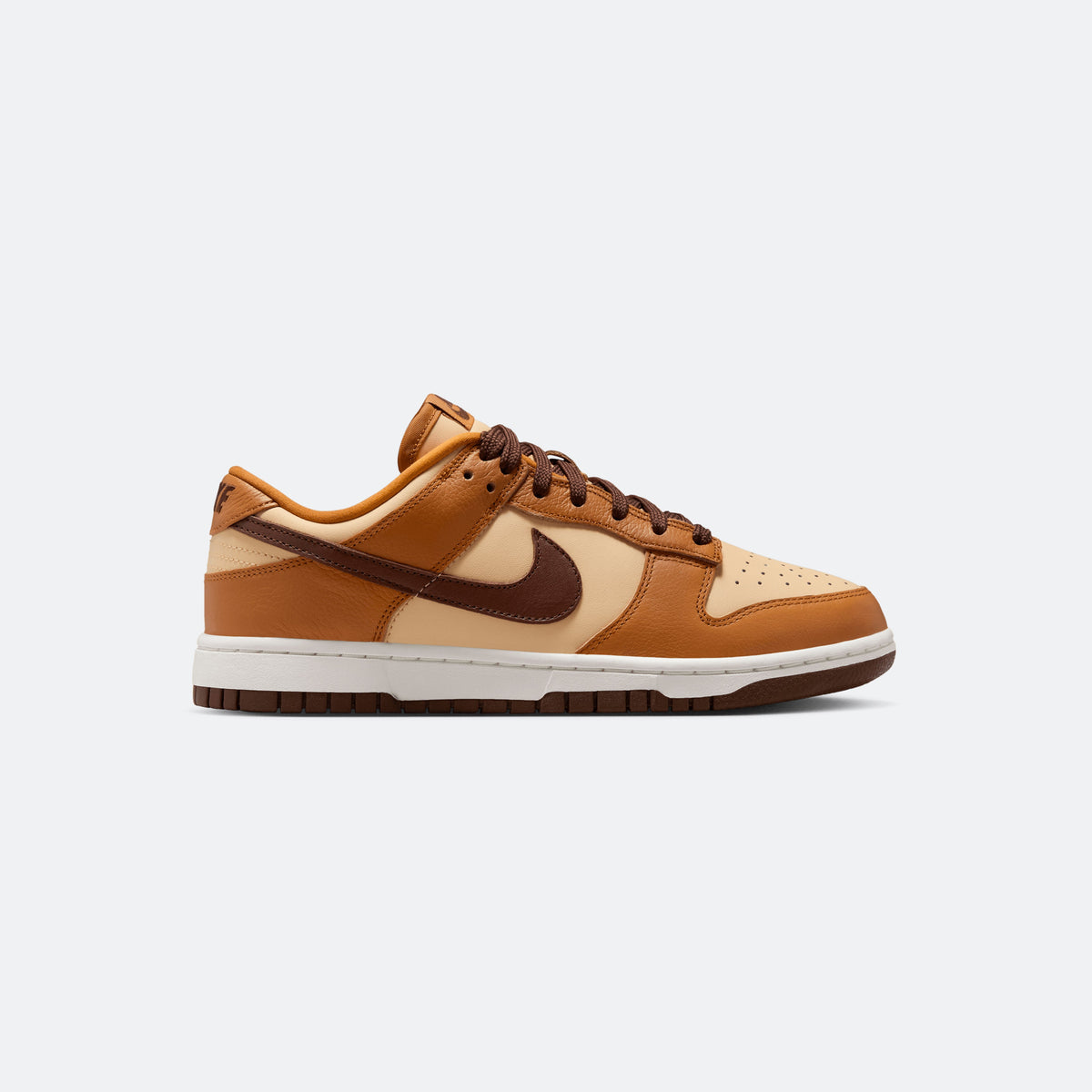 W Nike Dunk Low SE "Desert Ochre"