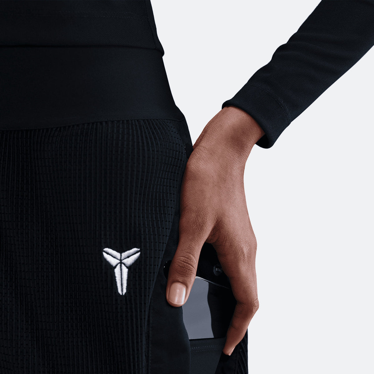 W Nike Kobe Pleated Tear-Away Pant-Black