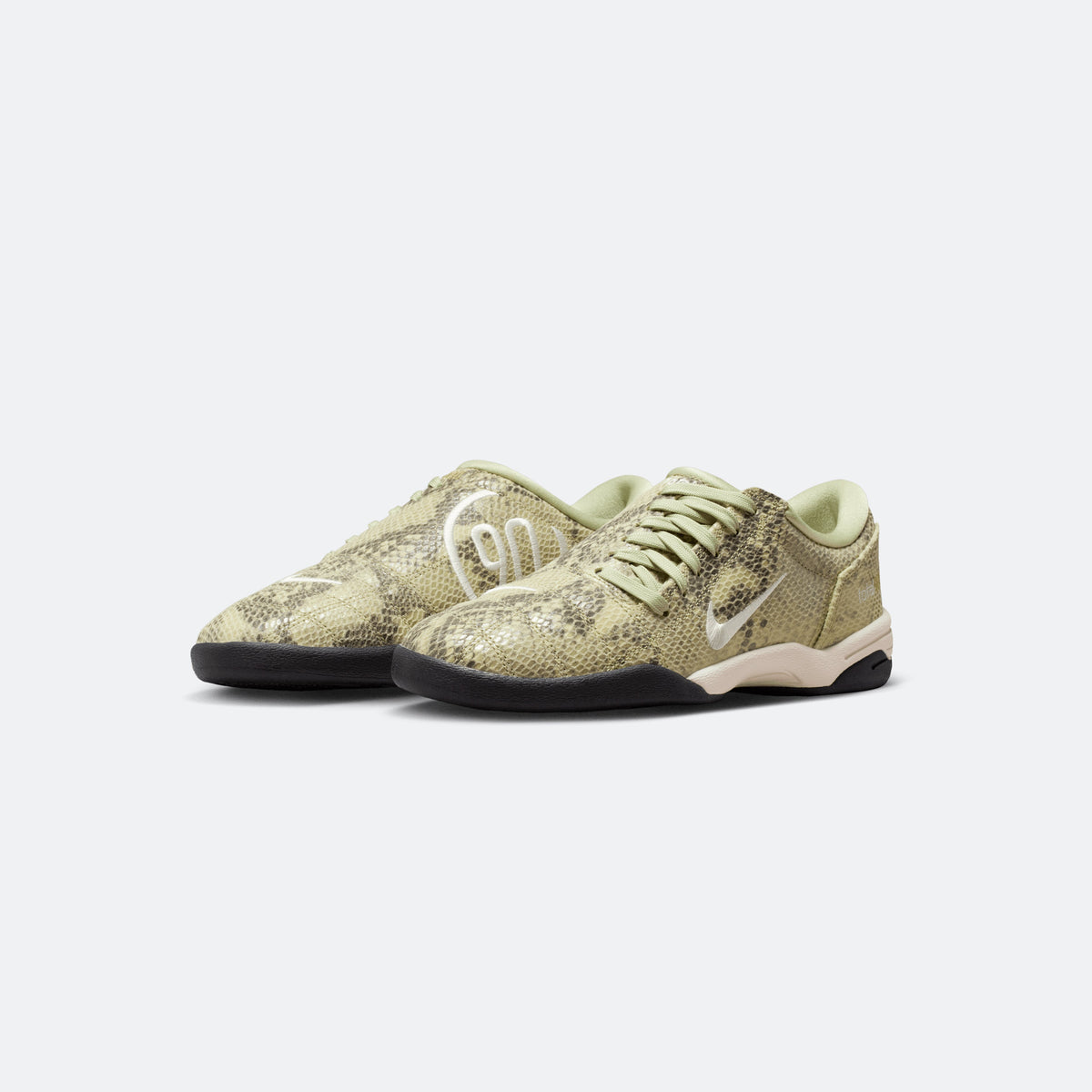 W Nike Total 90 SE "Olive Aura"