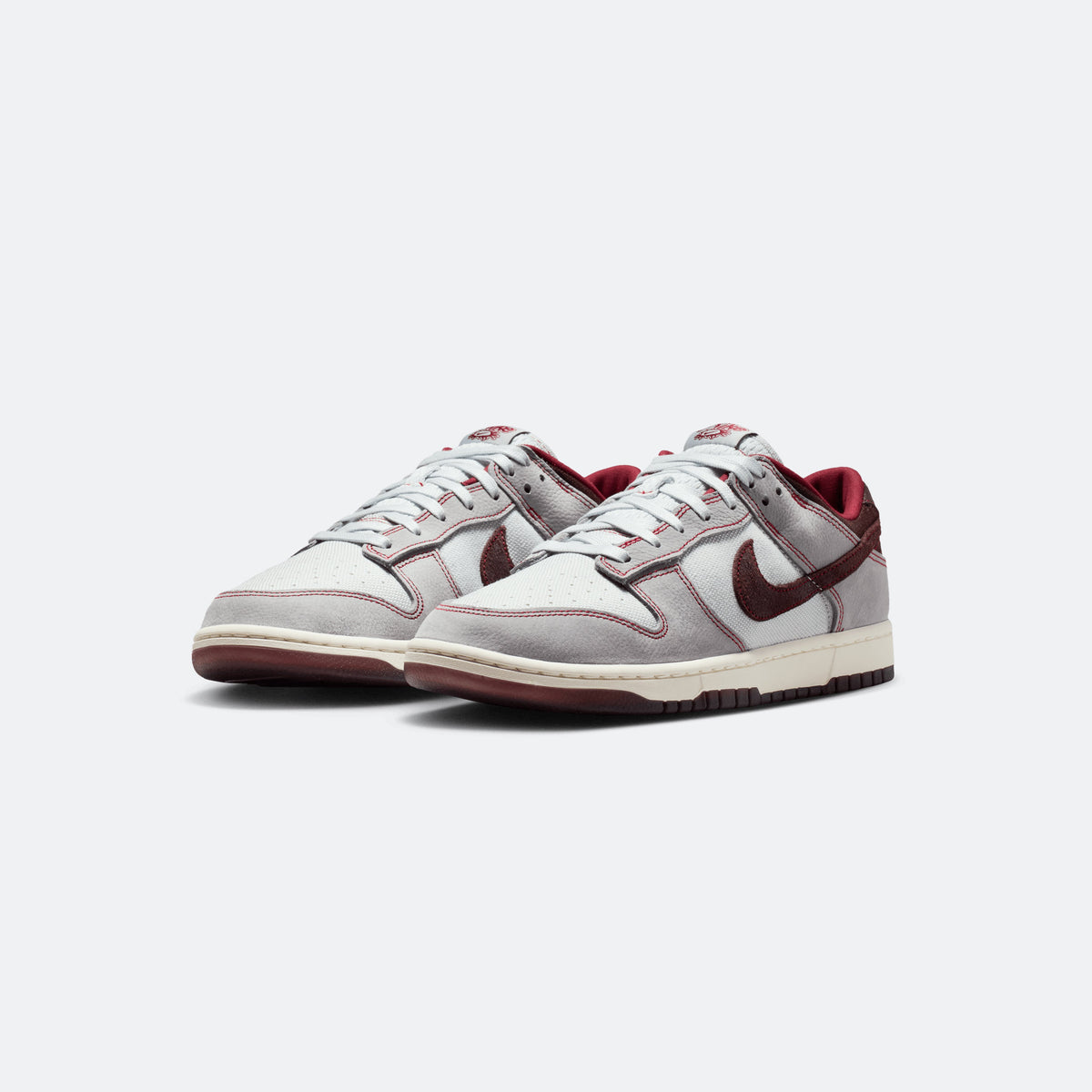 Nike Dunk Low "Pure Platinum"