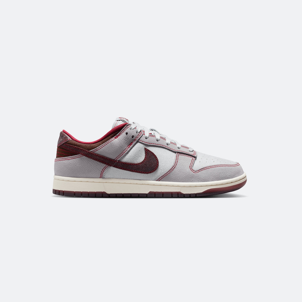 Nike Dunk Low "Pure Platinum"