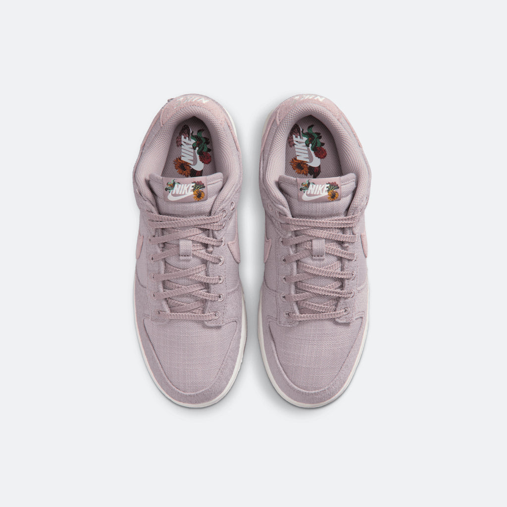 W Nike Dunk Low "Flowers"