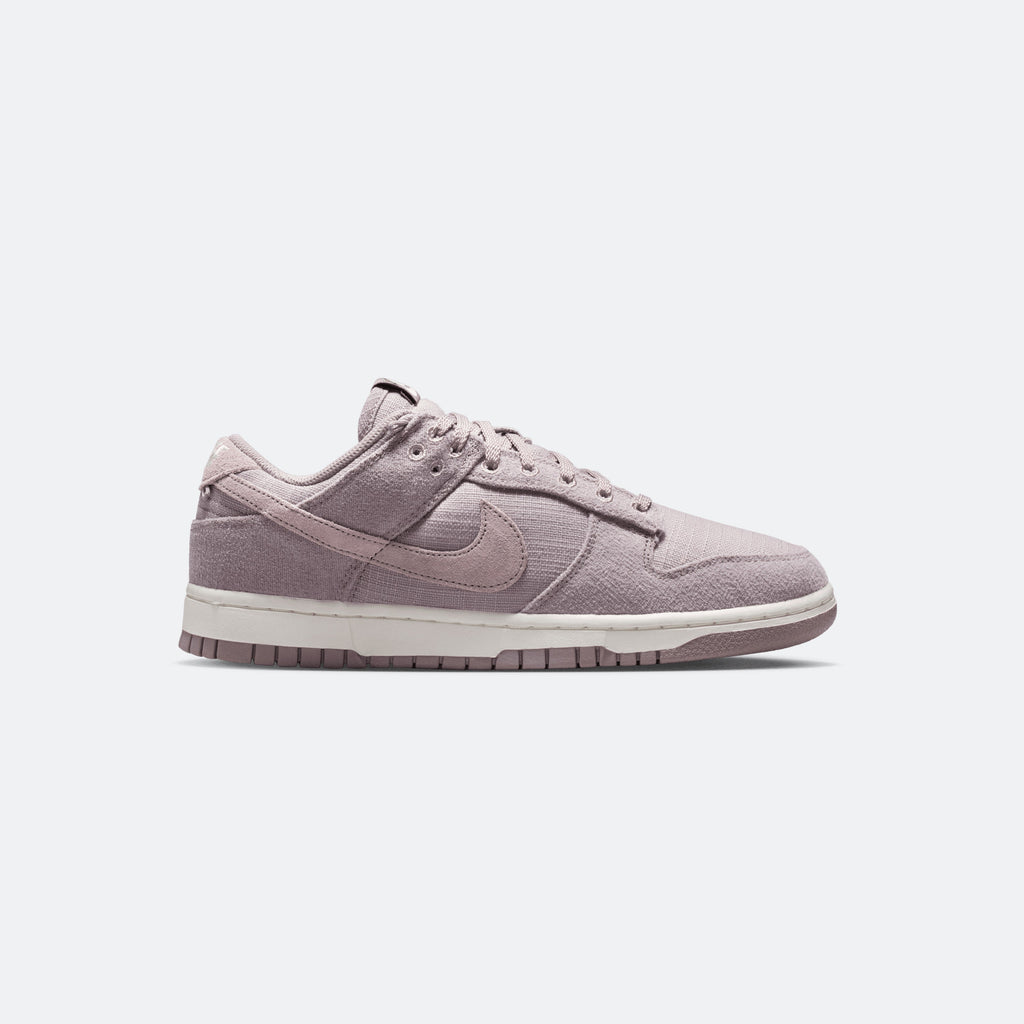 W Nike Dunk Low "Flowers"