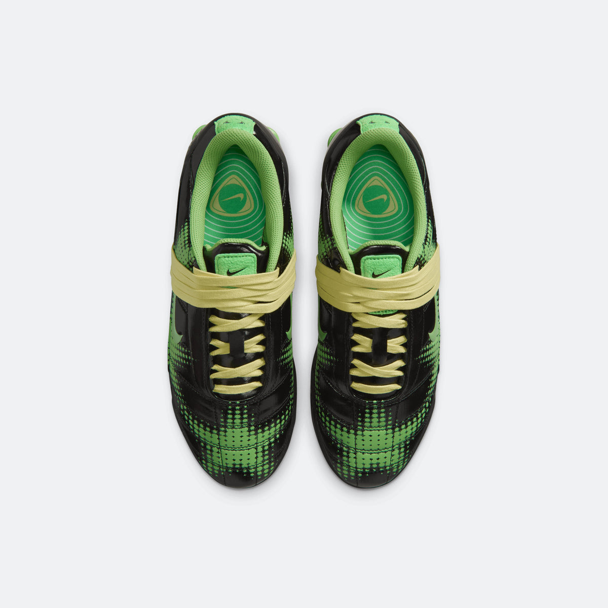 W Nike Total 90 Shox Magia "Black Yellow Diamond"