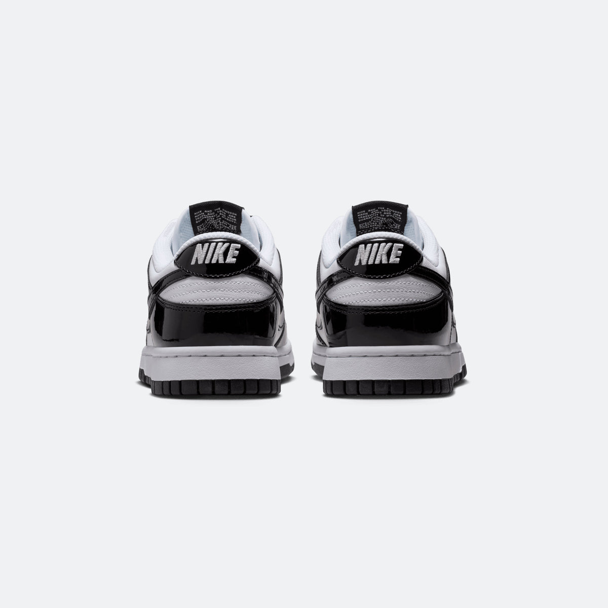 W Nike Dunk Patent "Panda"