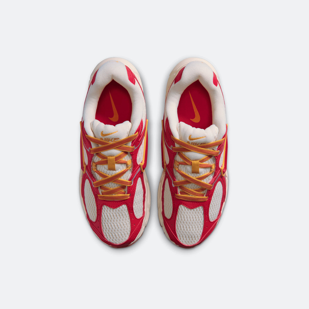 W Nike V5 RNR "Game Day"